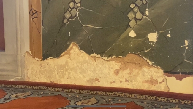 Mimar Sinan'ın Beşiktaş'taki 465 yıllık eseri dökülüyor