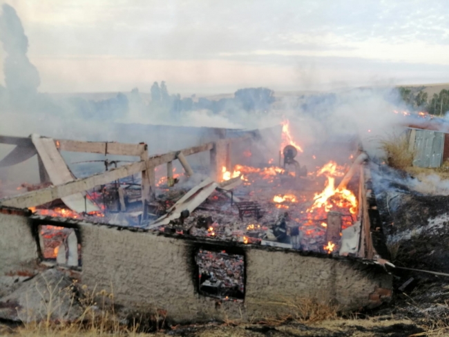 Yozgat'ta kereste fabrikasında yangın