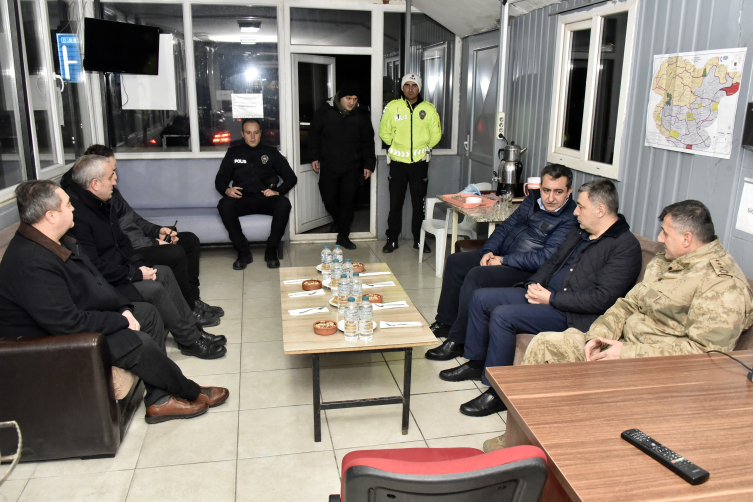 Gümüşhane Valisi Tanrısever’den yeni yıl ziyaretleri