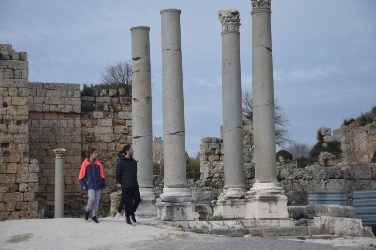 Perge Antik Kenti’ne ziyaretçi sayısı arttı