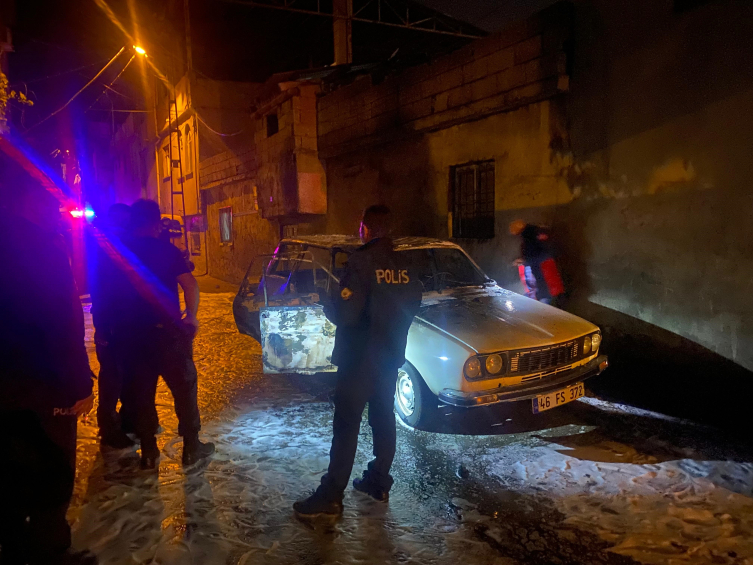 Kahramanmaraş'ta bir kişinin otomobili kundaklandı