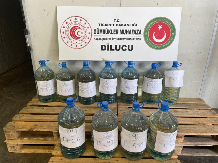 Gümrük Muhafaza ekipleri zehir tacirlerine geçit vermiyor