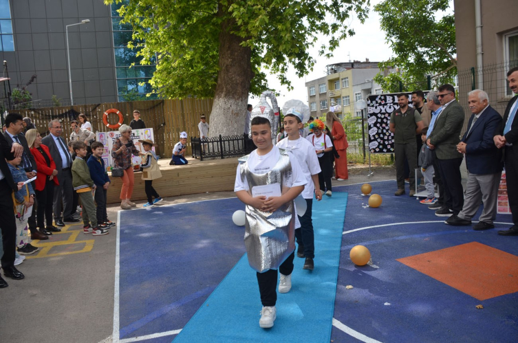 Sinop’ta “Ben Büyüyünce” adlı meslek tanıtım şenliği