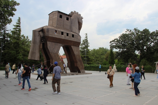 Truva'yı bir yılda 329 bin kişi ziyaret etti