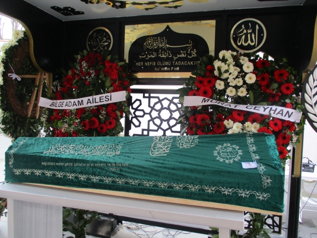 TRT'nin eski spikerlerinden Tuna Huş, son yolculuğuna uğurlandı