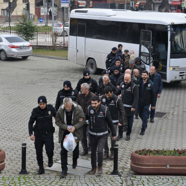 4 ilde kaçak silah operasyonu: 61 gözaltı, 5 tutuklama