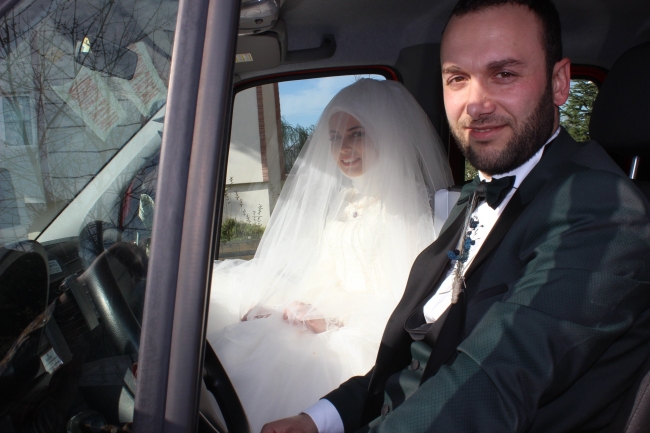 İtfaiye aracı gelin arabası oldu