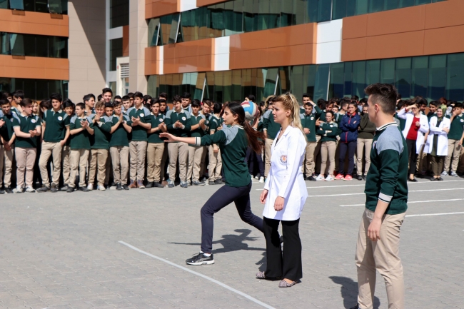 Öğrenciler eski oyunlarla teknolojiden uzak duruyor