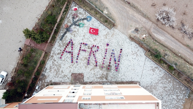 Lise öğrencilerinden anlamlı Afrin mesajı