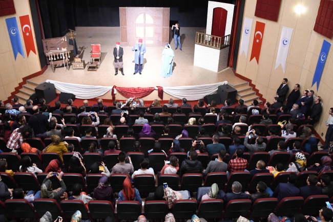 Sultan 2. Abdulhamid Han, "Usta" oyunuyla anlatıldı