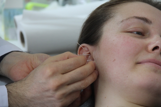 Vatandaşlar, geleneksel ve tamamlayıcı tıbba yoğun ilgi gösterdi