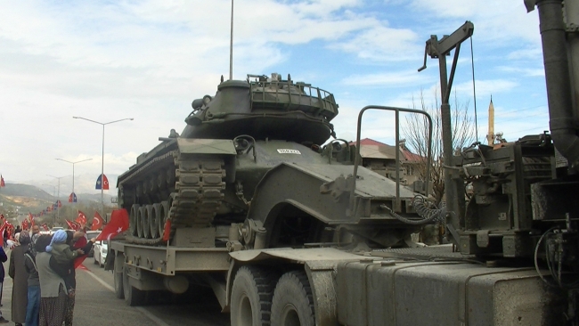 TSK'nın sınır hattına takviyesi sürüyor