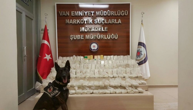 Van'da uyuşturucu operasyonu: 3 gözaltı