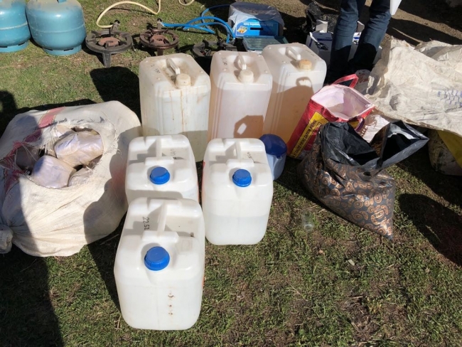 Van polisinden uyuşturucu imalathanesine baskın