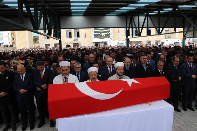 Niğdeli Şehit Uzman Çavuş Güneş, son yolculuğuna uğurlandı