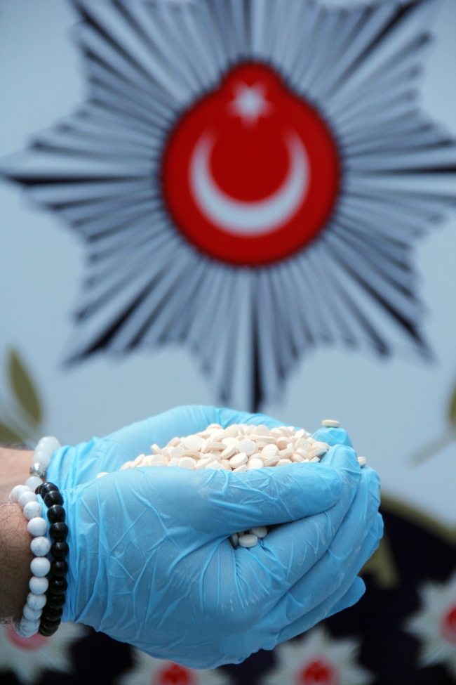 Adana'da 55 milyon liralık uyuşturucu operasyonu