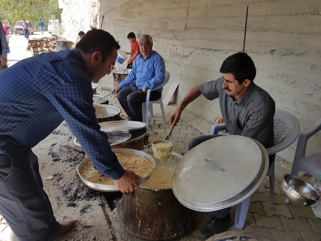 Çorakdere'de bolluk aşı duası edildi