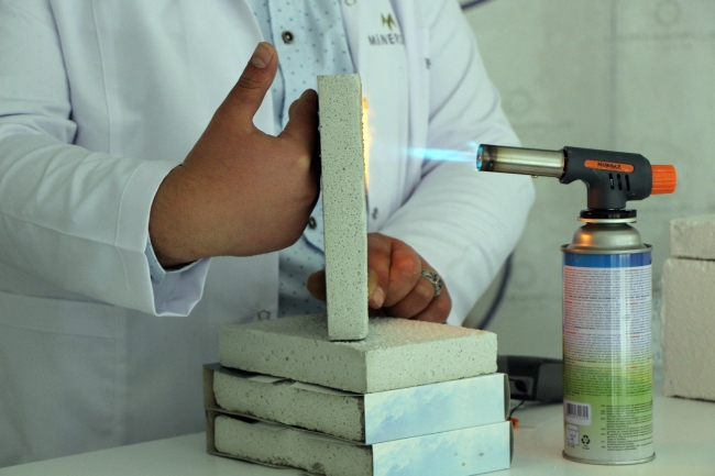 Binalar için yanmayan yerli yalıtım sıvası