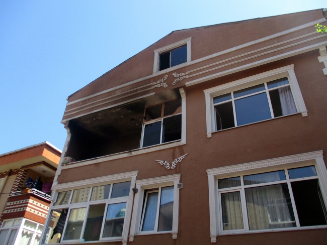 Ataşehir’de yangın: 1 ölü, 3 yaralı