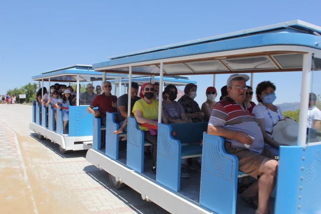 Salda Gölü'nün bir kısmı araç girişine kapatıldı