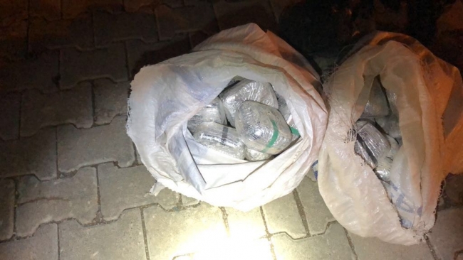 Van'da durdurulan kamyonette 41 kilogram eroin bulundu