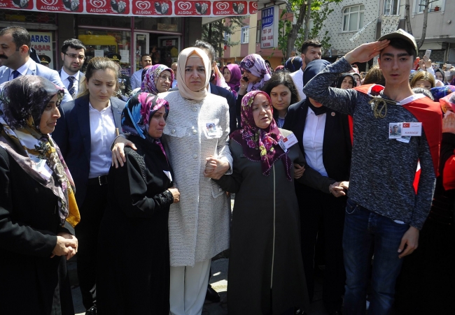 Şehit Piyade Er Sedat Mekan son yolculuğuna uğurlandı