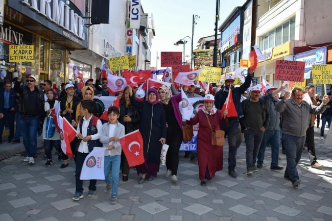 1 Mayıs yurt genelinde coşkuyla kutlandı