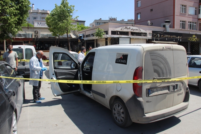 Konya'da bankalara para taşıyan araç soyuldu
