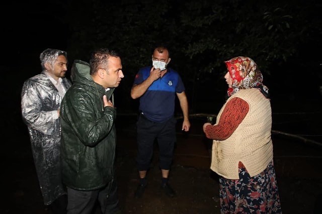 Karabük ve Artvin'de heyelan: Mahsur kalan 21 kişi kurtarıldı