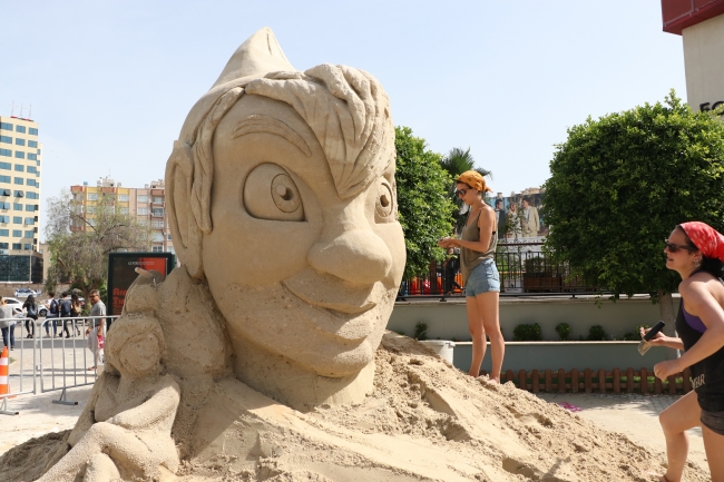 Kumdan heykeller 5 Haziran'da görücüye çıkacak