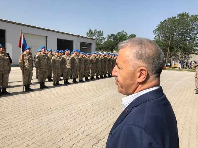 Bakan Arslan'dan askere bayram sürprizi