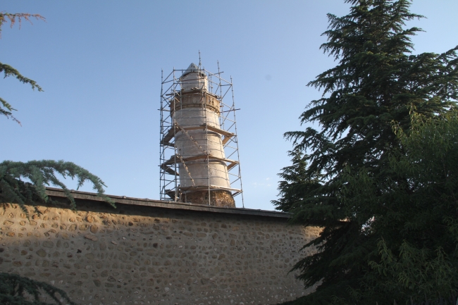 Pisa Kulesi'nden daha eğik olan Ulu Cami minaresinin plastik restorasyonu tamamlandı