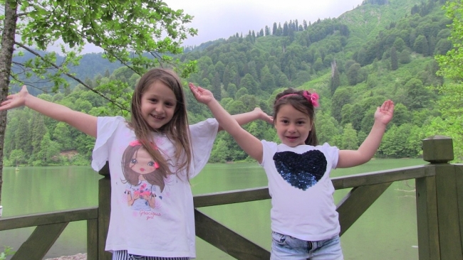 Doğayla iç içe olmak isteyenlerin tercihi: Karagöl