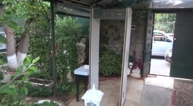 Adnan Oktar'ın villasının içi ilk kez görüntülendi