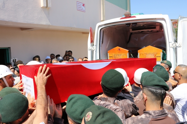 Şehit özel harekat polisi Ahmet Altun, son yolculuğuna uğurlandı
