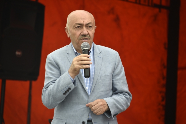 Teröre inat binlerce kişi yayla şenliğinde buluştu