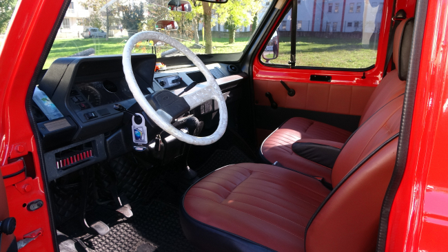 Sevdalısı olduğu minibüsü baştan aşağı yeniledi