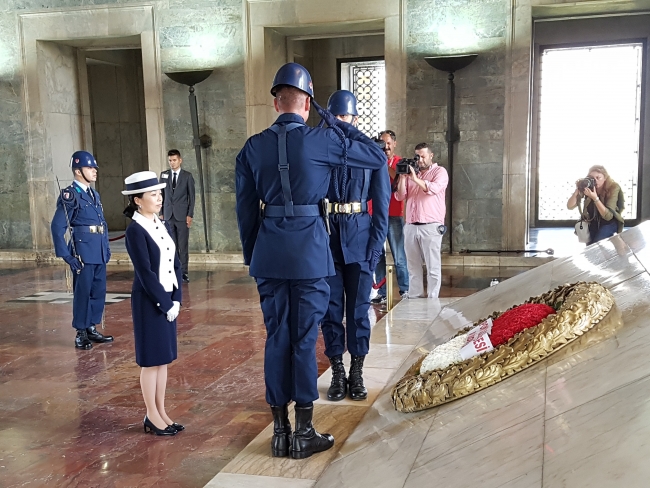 Japonya Prensesi Mikasa Anıtkabir'i ziyaret etti