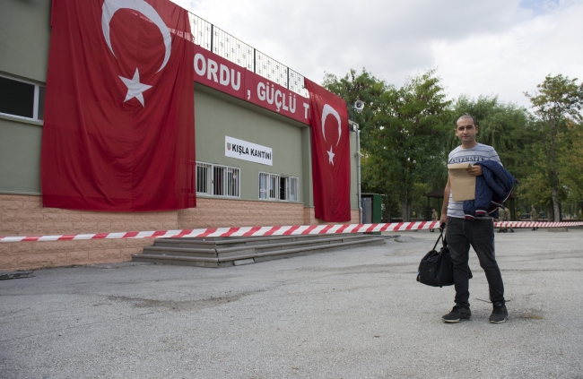 Bedelli askerlik uygulamasının ilk celbi teslim oldu