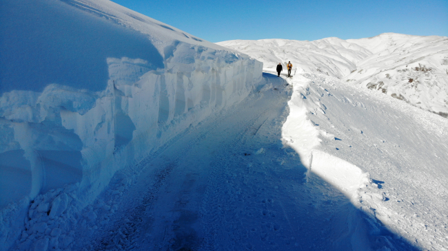 Muş'ta kar kalınlığı 4 metreye ulaştı