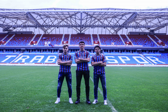 Trabzonspor 6 futbolcuyla sözleşme imzaladı