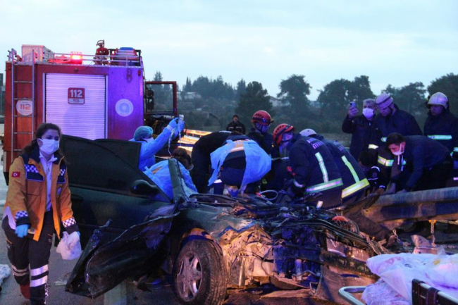 240 kilometre hızla ölüme gitti