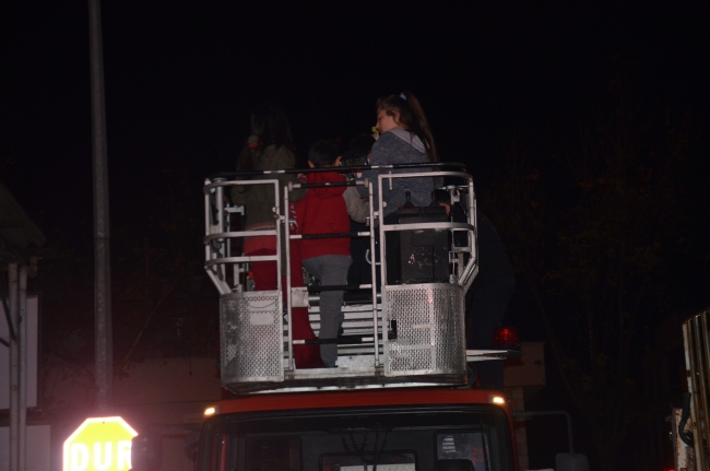 Bursa'da korkutan yangın: Mahsur kalan 5 çocuk kurtarıldı