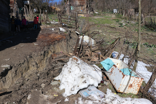 Karabük'te heyelan: 17 ev tedbir amaçlı boşaltıldı