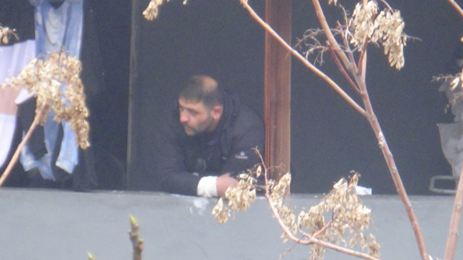 İstanbul'da eşi ve ailesini rehin alan kişi vurularak gözaltına alındı