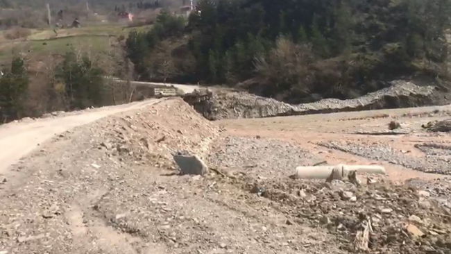 Kastamonu'da su seviyesi yükseldi 4 köprü yıkıldı