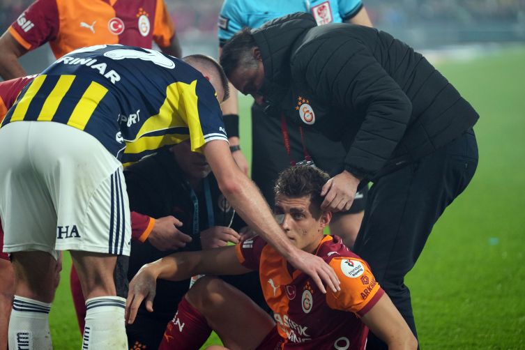 Galatasaraylı Kazımcan Karataş'ın gözüne çakmak atan kişi yakalandı