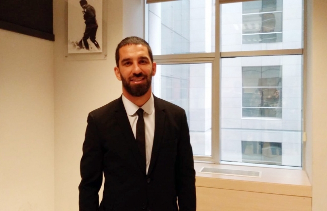 Futbolcu Arda Turan ve şarkıcı Berkay'ın duruşması başladı