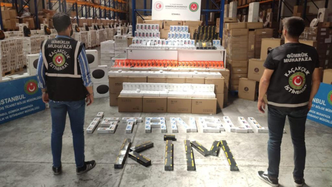 İstanbul'da 45 milyon liralık kaçak eşya ele geçirildi