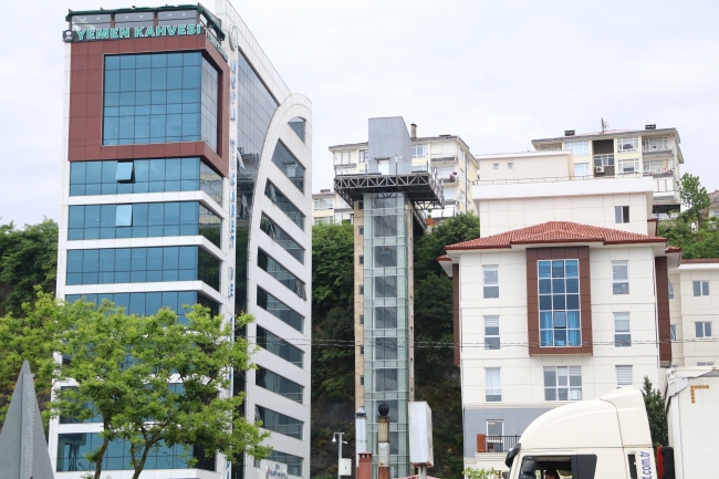 Karadeniz'de iki mahalle arasına 50 metrelik asansör